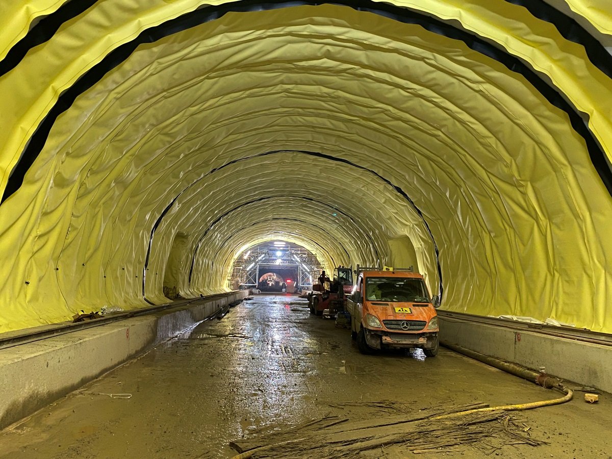 Tunnel S3 Bolkow / Polen